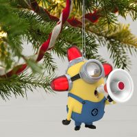 Despicable Me Minion Peekbuster 2020 Ornament - Image 2