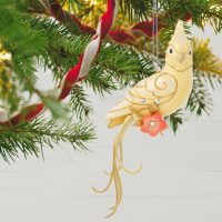 Clever Cockatiel Surprise Mystery Box 2020 Ornament - Image 2