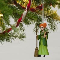 Disney Hocus Pocus Winifred Sanderson Halloween Ornament 2021 - Image 2